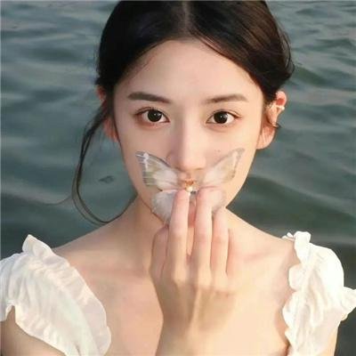 小精灵乔莉